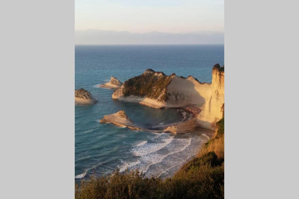Corfu Tramezzo Designer'S House Villa Bastounion Luaran gambar